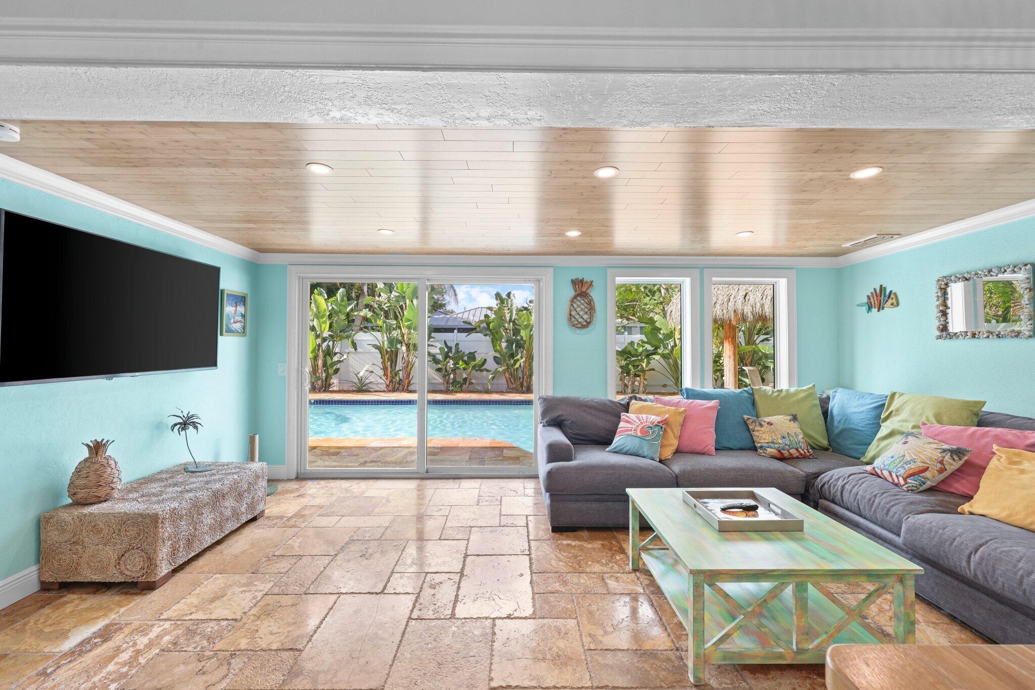 BOCA RATON SQUARE UNIT 1 - Residential