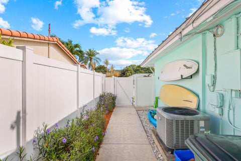 Tiny photo for 1082 SW 3rd Street, Boca Raton, FL 33486 (MLS # B26033070)