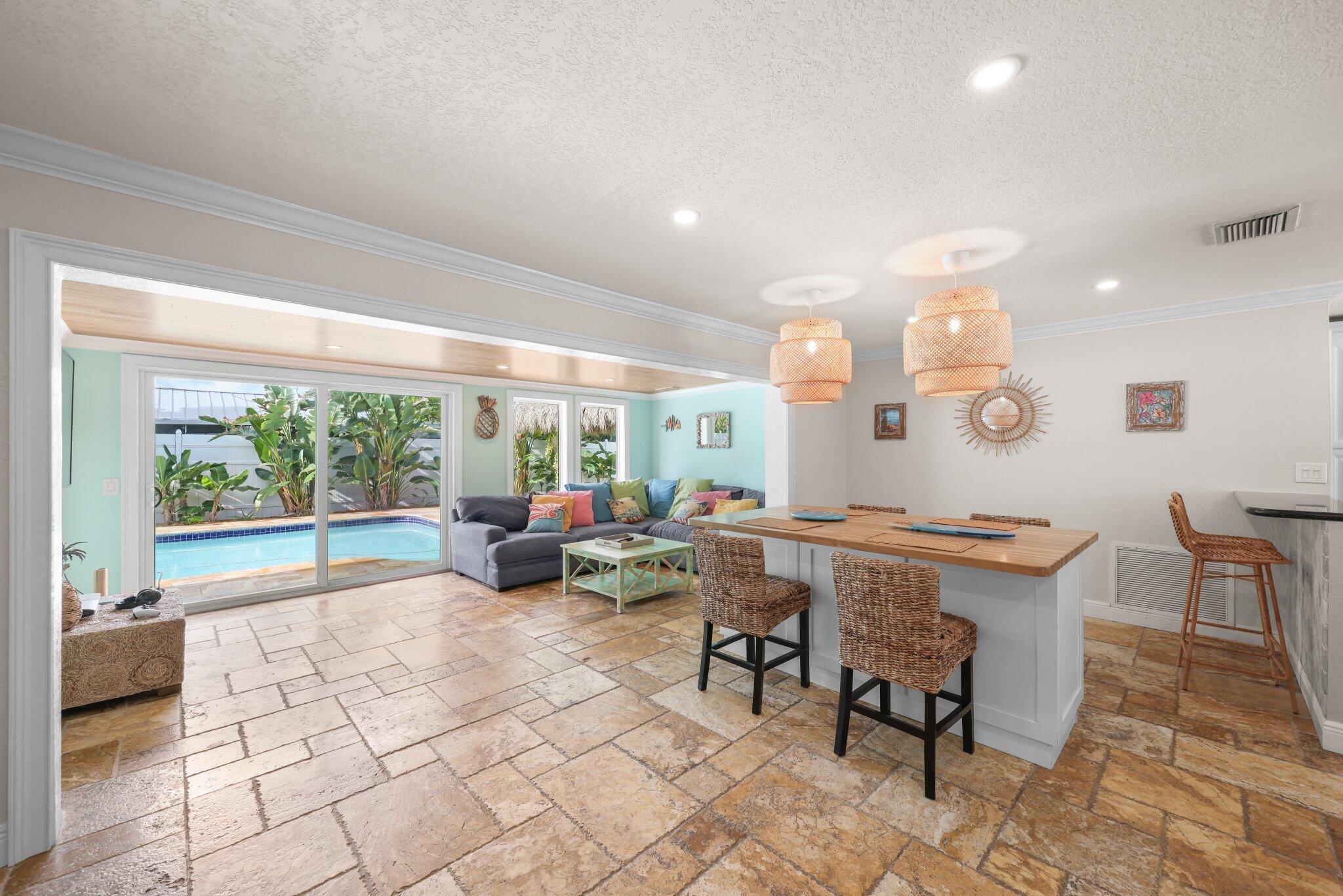BOCA RATON SQUARE UNIT 1 - Residential