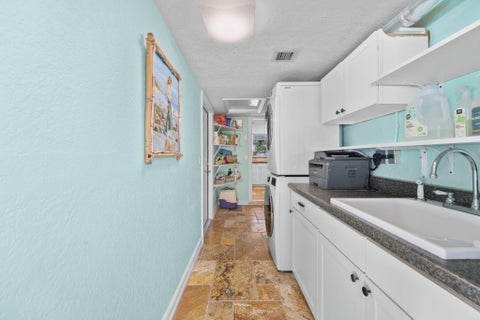 Tiny photo for 1082 SW 3rd Street, Boca Raton, FL 33486 (MLS # B26033070)