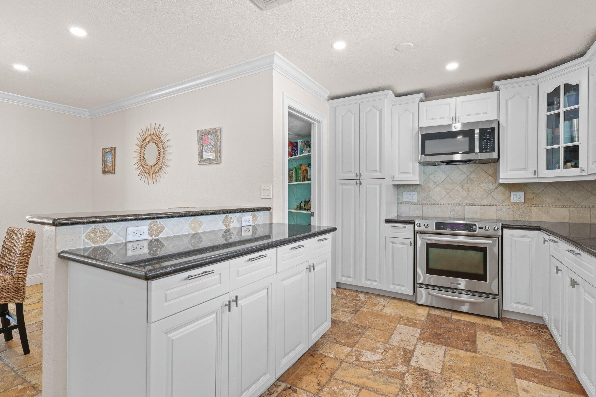 BOCA RATON SQUARE UNIT 1 - Residential