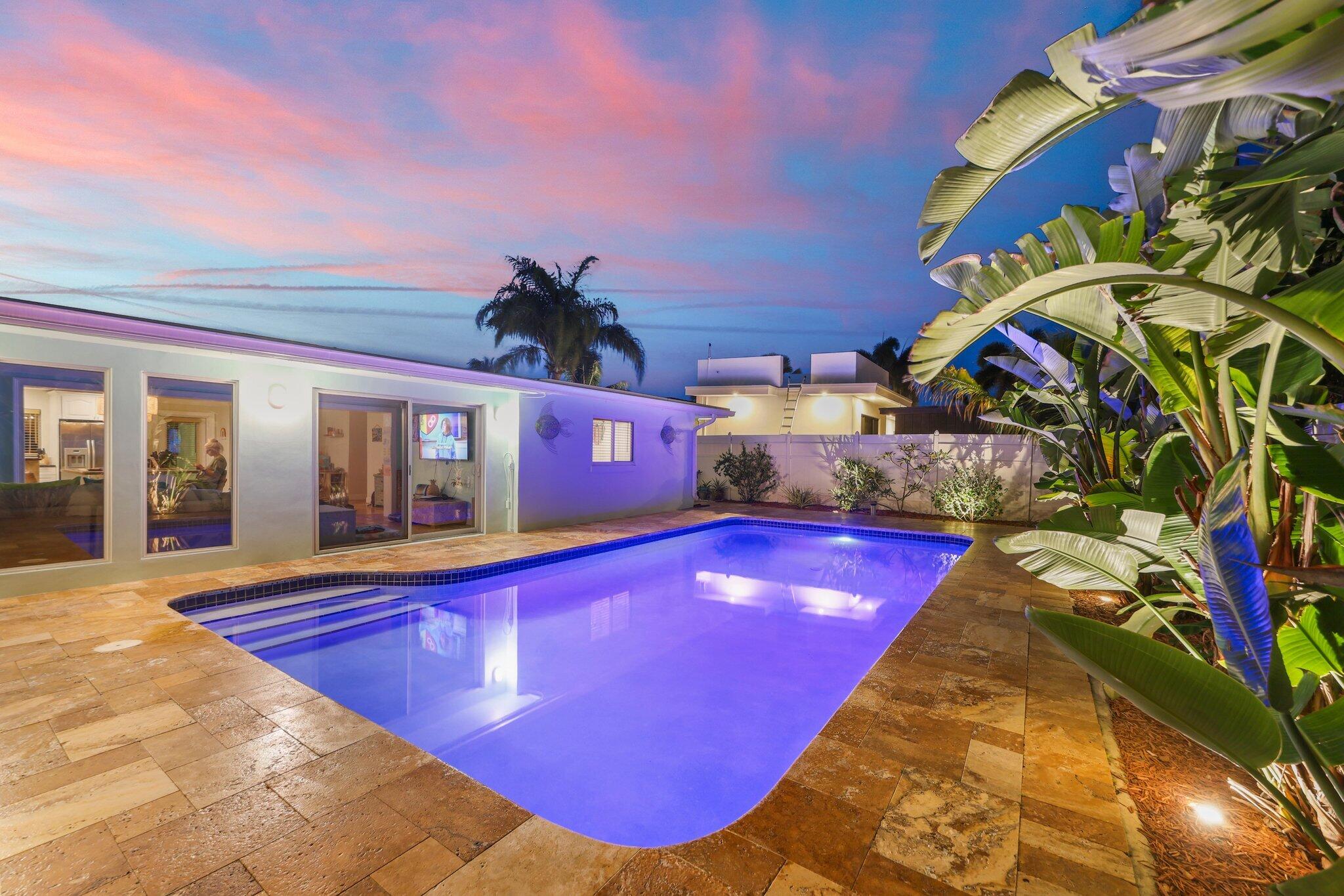 BOCA RATON SQUARE UNIT 1 - Residential