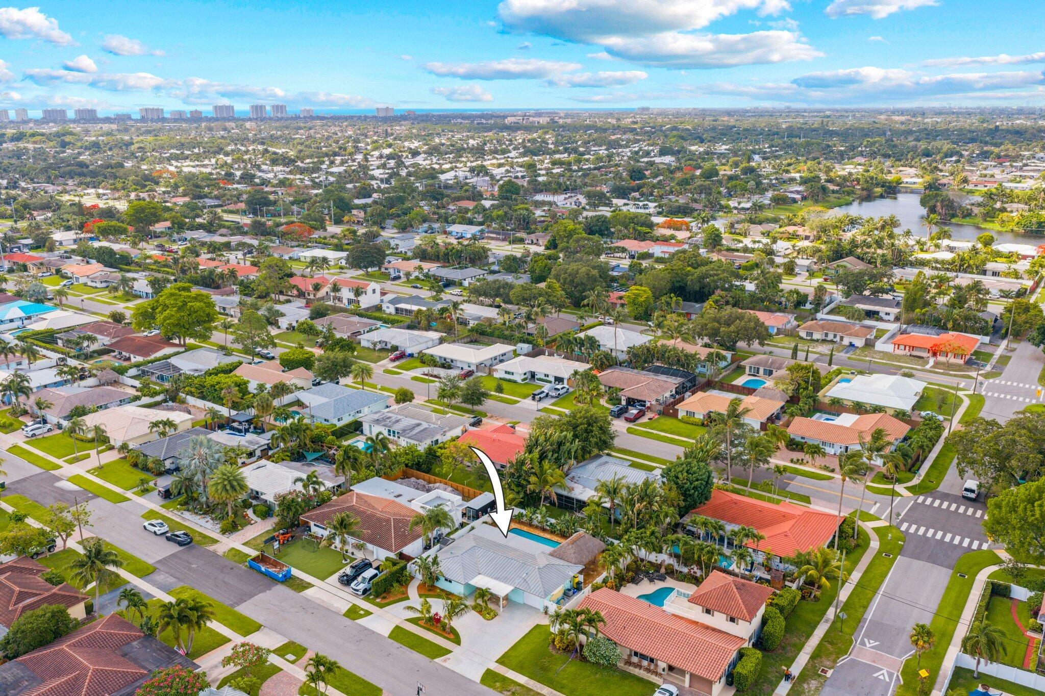 BOCA RATON SQUARE UNIT 1 - Residential