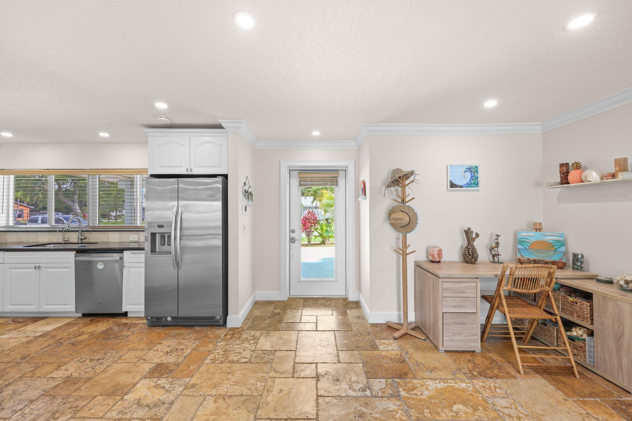 BOCA RATON SQUARE UNIT 1 - Residential
