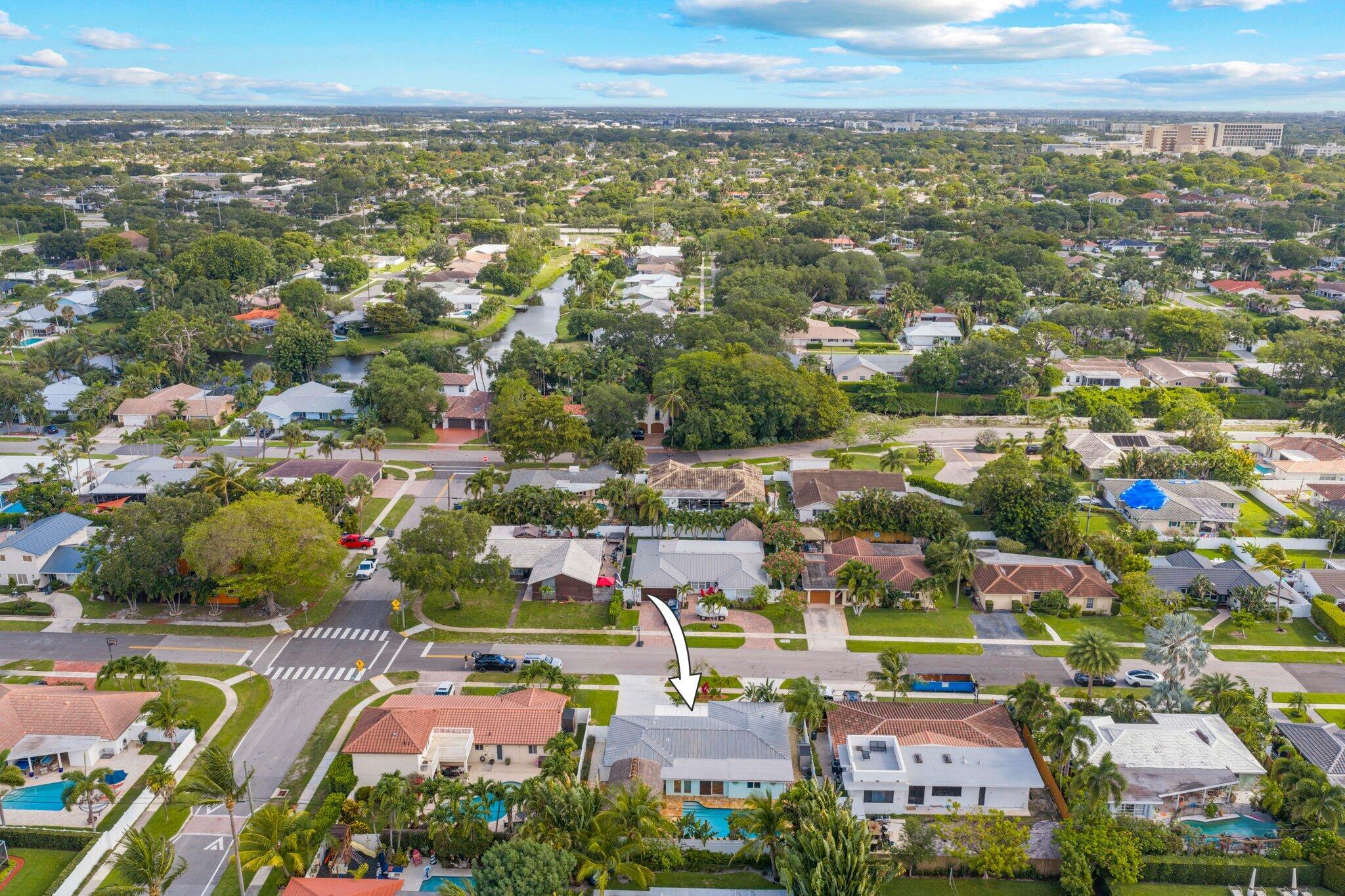 BOCA RATON SQUARE UNIT 1 - Residential