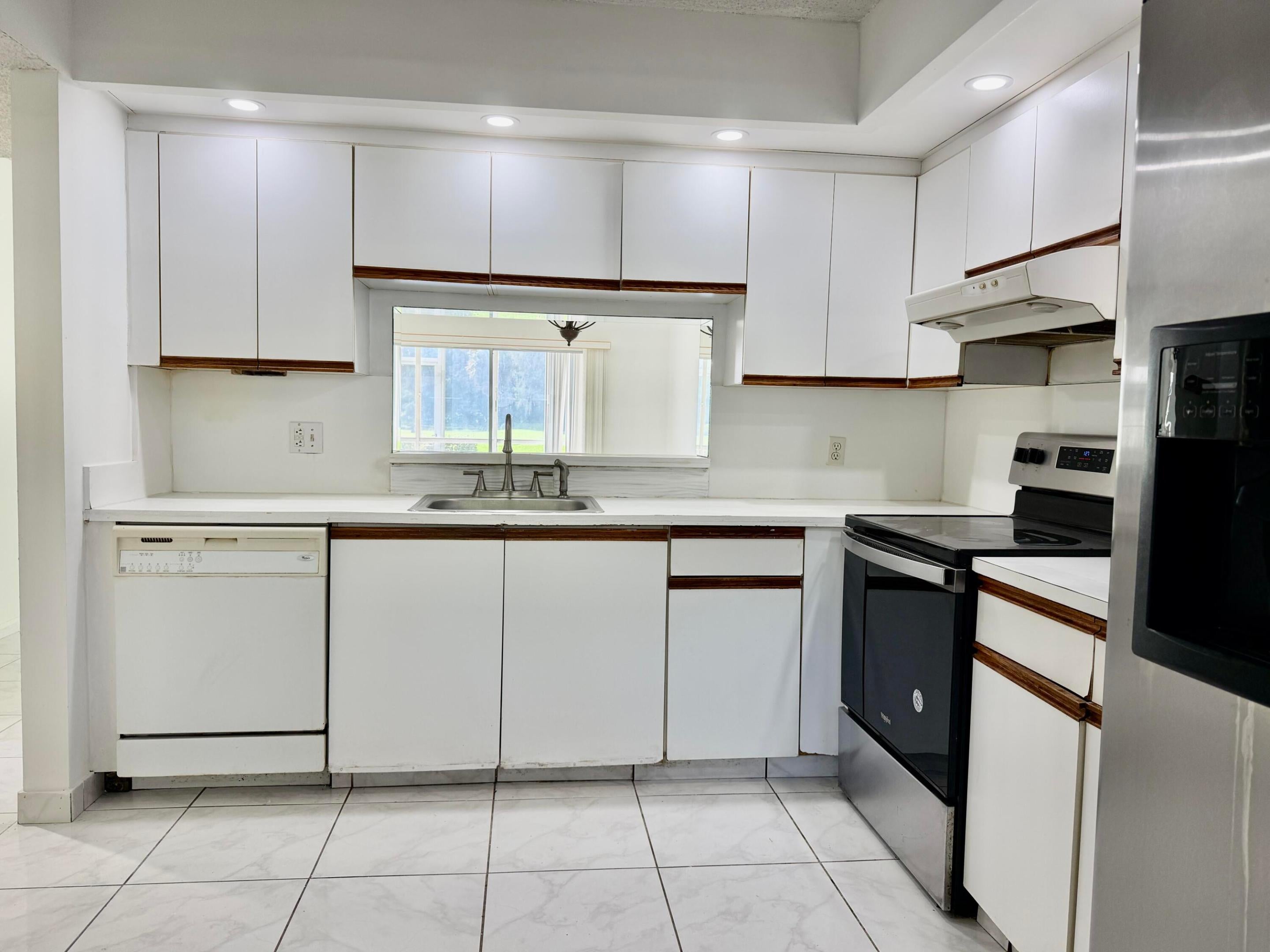 12500 SW 6TH Street 110N