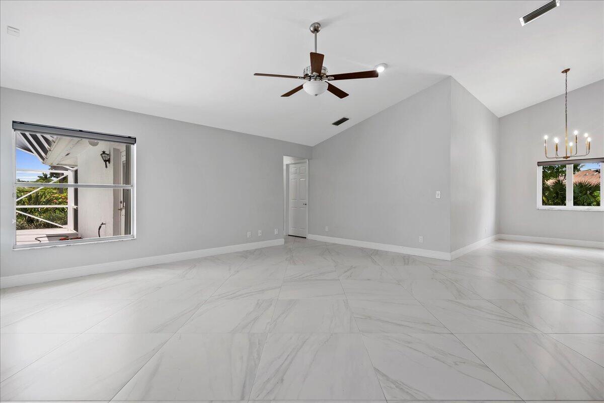 MEADOW WOOD OF THE LANDINGS AT WELLINGTO - Residential Lease