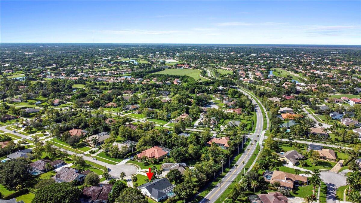 MEADOW WOOD OF THE LANDINGS AT WELLINGTO - Residential Lease