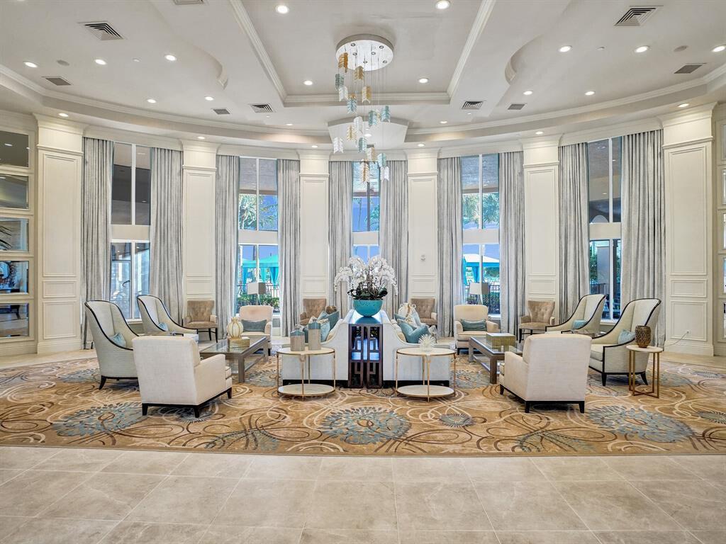 VALENCIA PALMS 1 - Residential