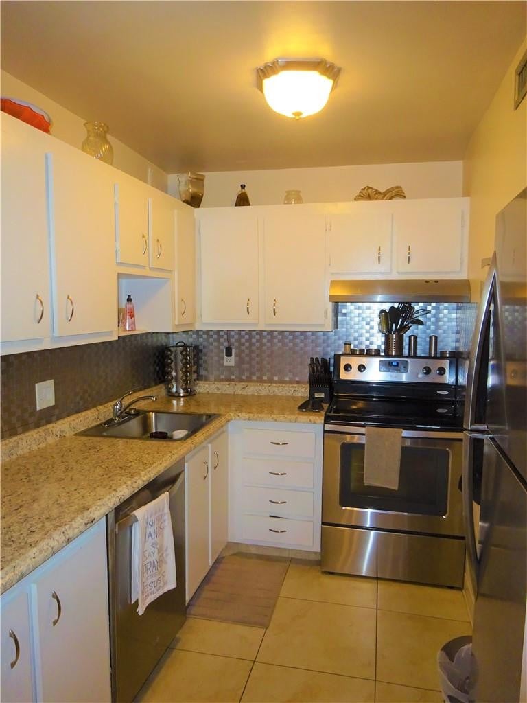2840 NE 14th Street Causeway 109
