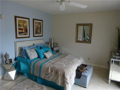 Tiny photo for 2840 NE 14th Street Causeway #109, Pompano Beach, FL 33062 (MLS # B26071545)