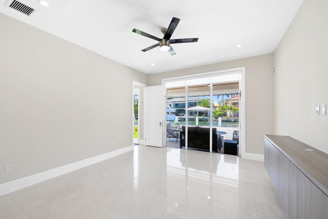 Coral Ridge 21-50 B - Residential