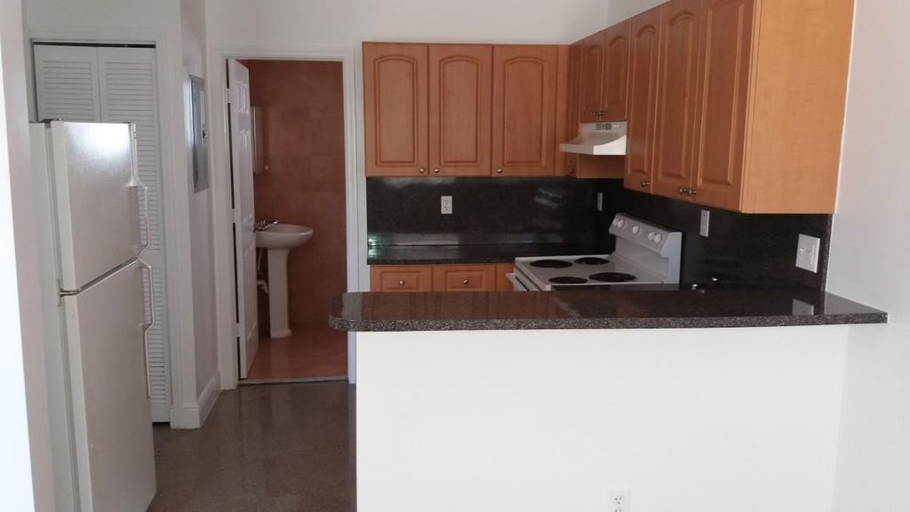 Photo of 717 NE 10th Avenue #3, Hallandale Beach, FL 33009 (MLS # F10546022)