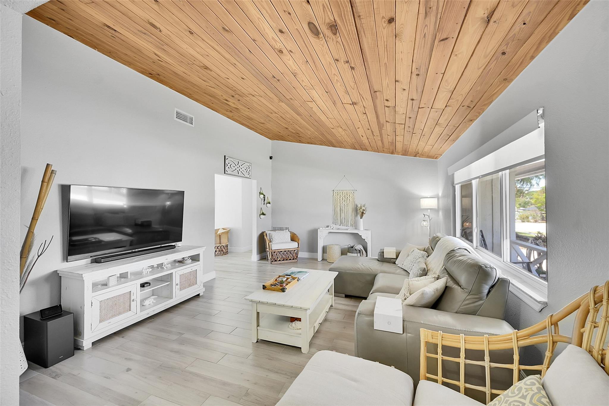 340 SW 10th Ave