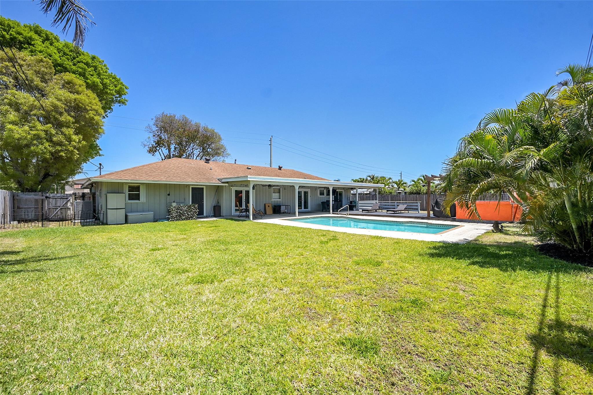 340 SW 10th Ave