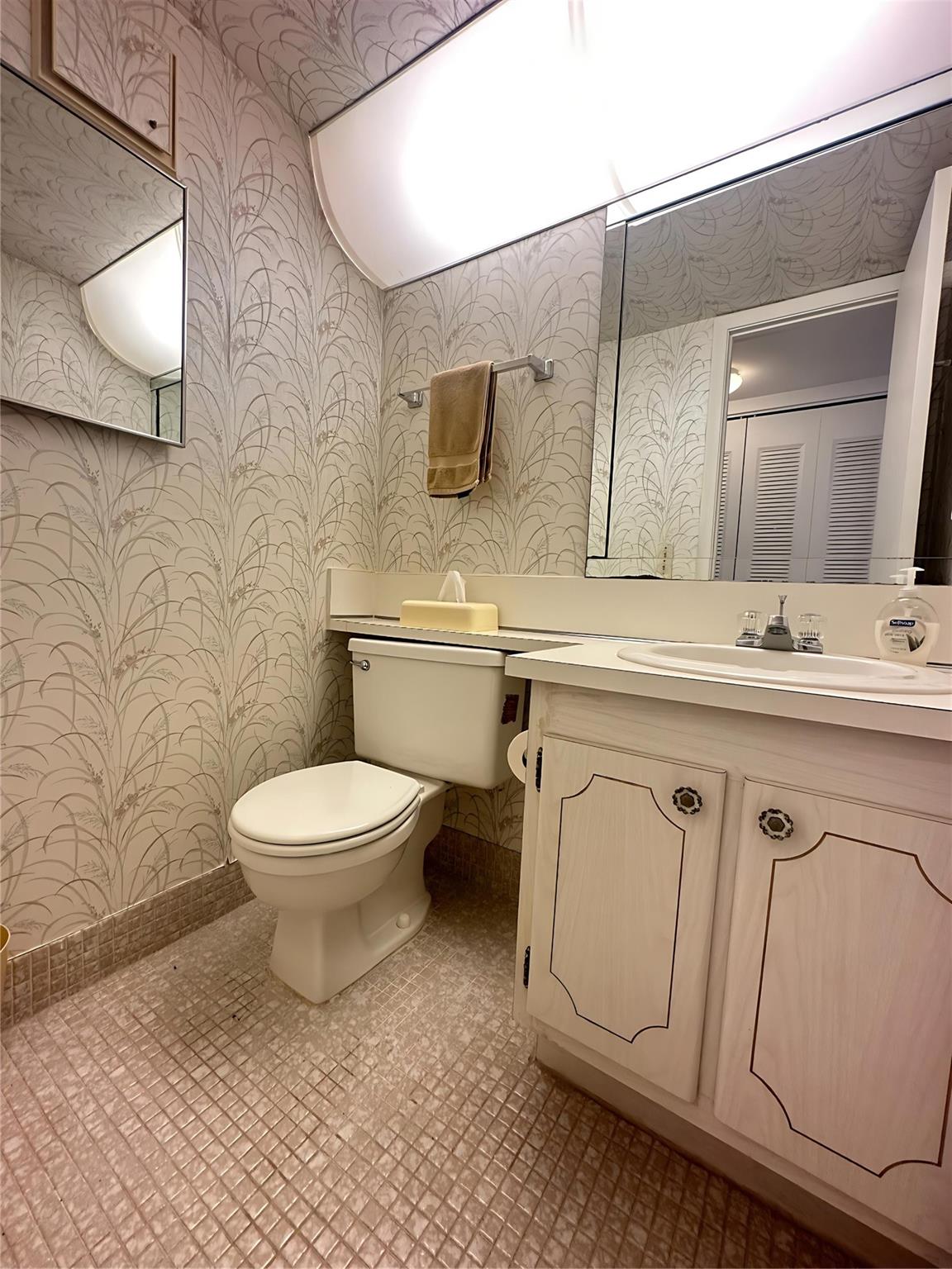 Century Village East - Residential