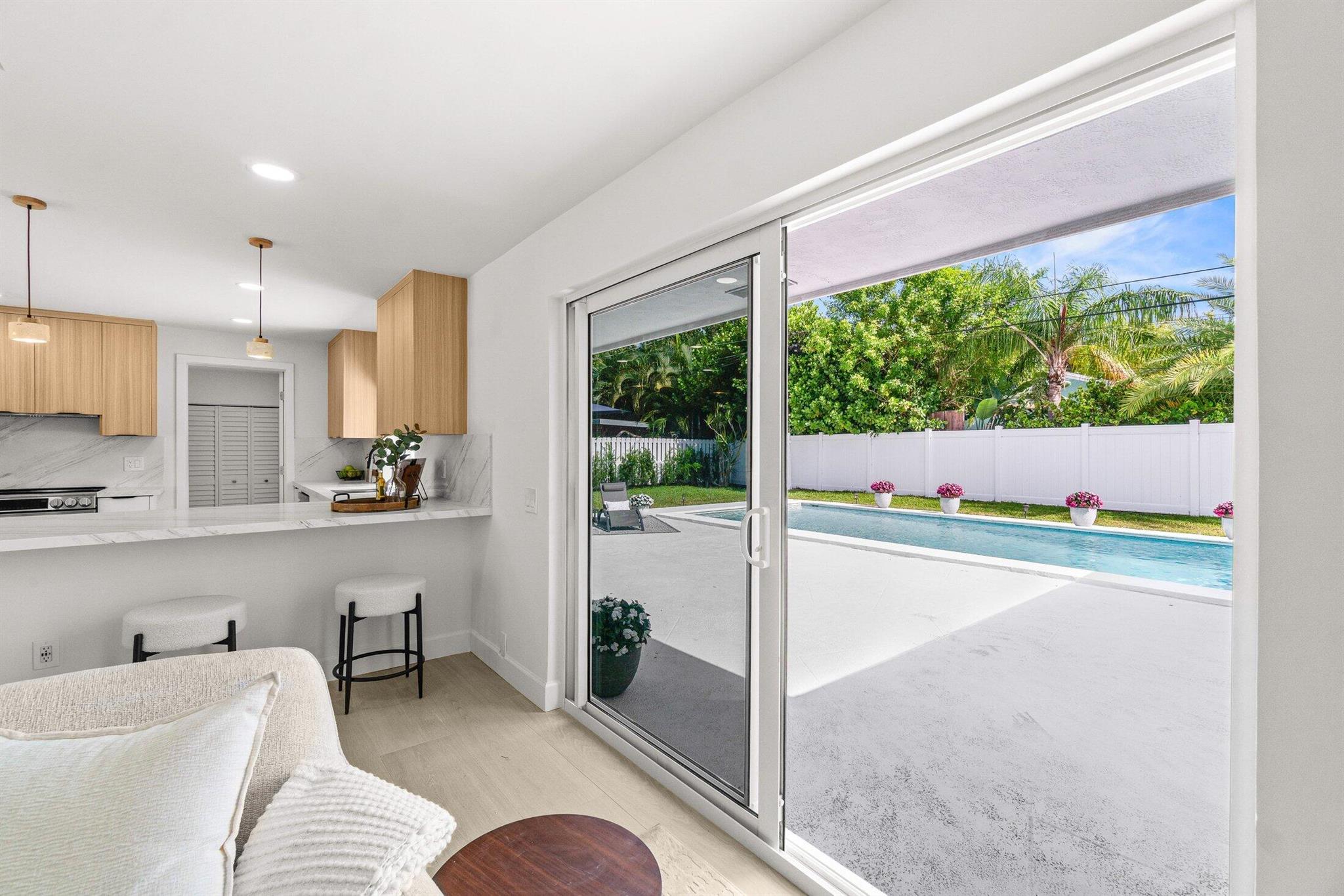 FOREST HILLS - Residential