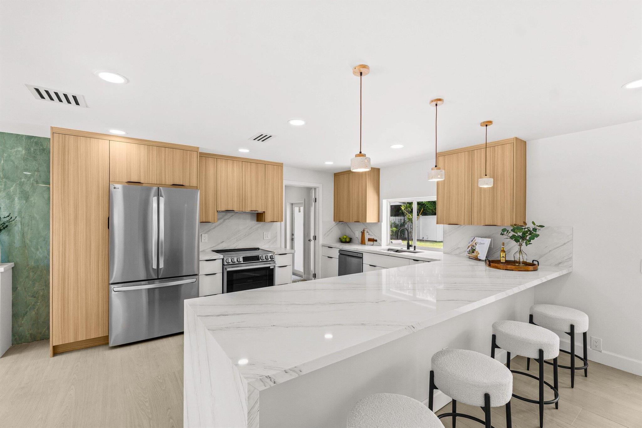 FOREST HILLS - Residential