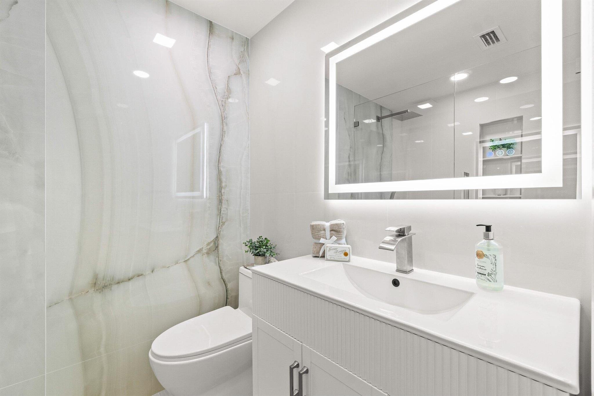 FOREST HILLS - Residential