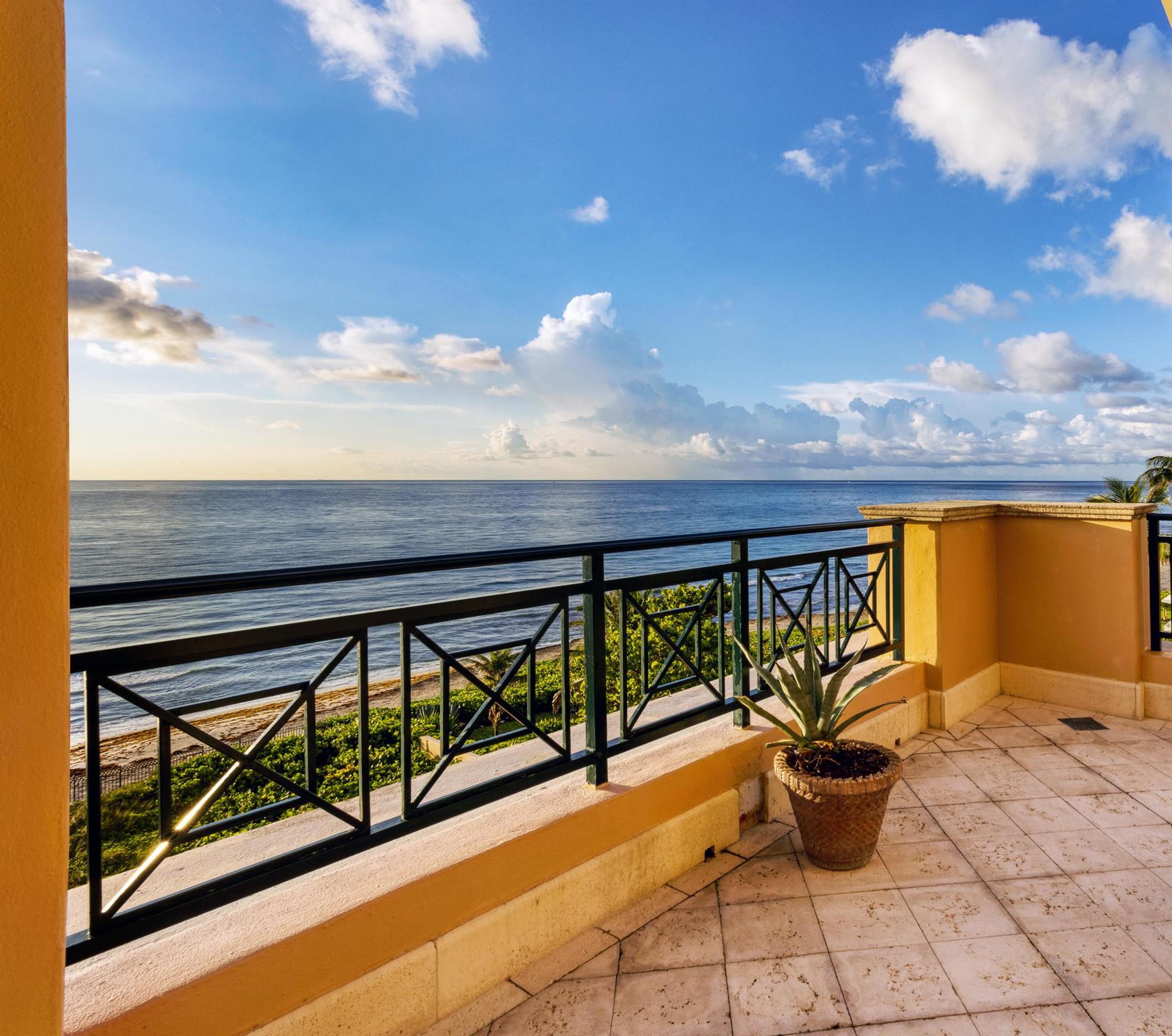 EXCELSIOR - Residential