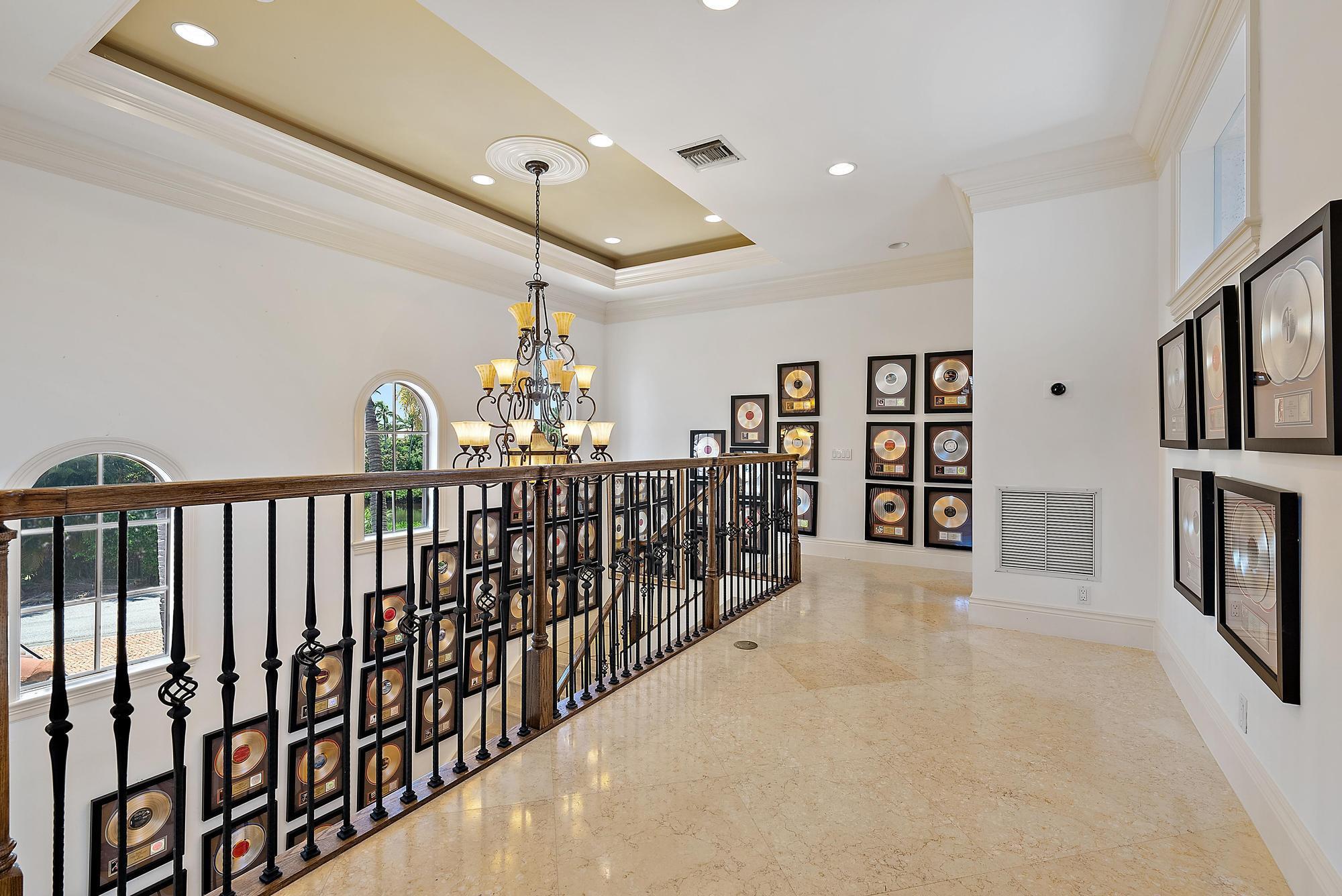 JUPITER RIVER ESTATES - Residential Lease