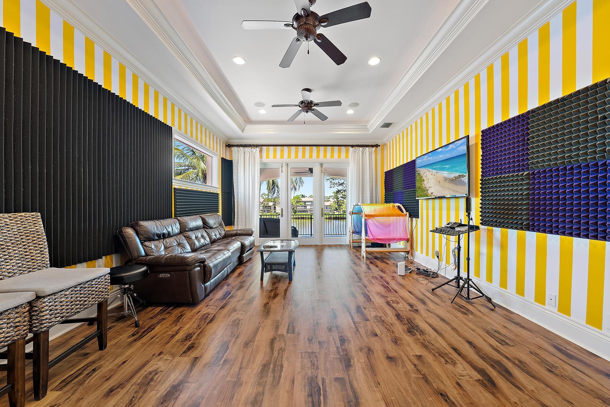 JUPITER RIVER ESTATES - Residential Lease