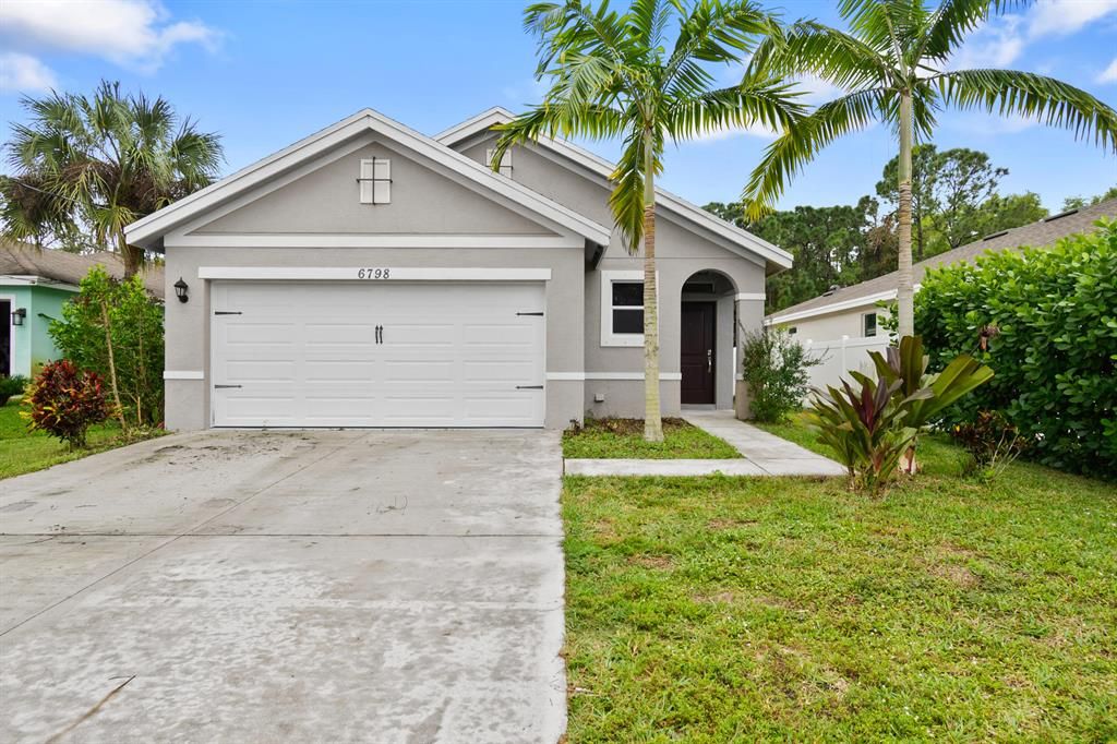 Photo of 6798 Mitchell Street, Jupiter, FL 33458 (MLS # R10878285)