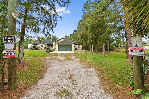 A home in Loxahatchee