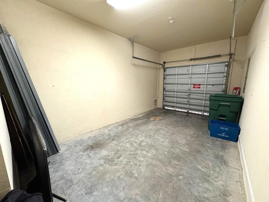 THE ISLES AT OAKLAND PARK - Residential