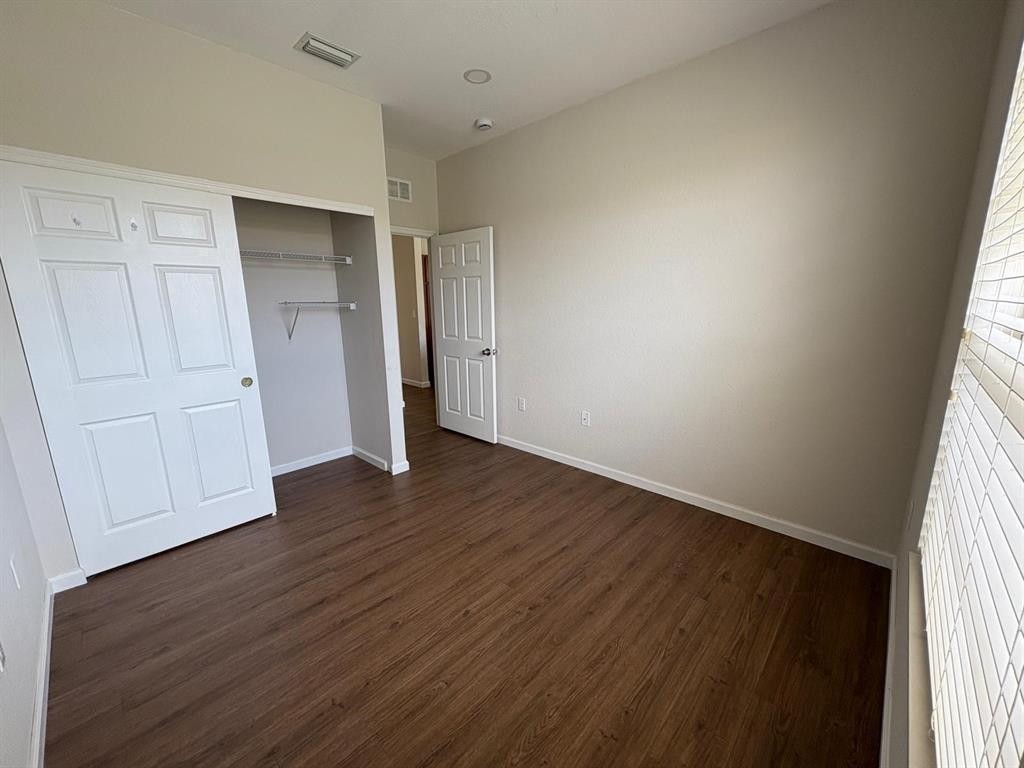 THE ISLES AT OAKLAND PARK - Residential