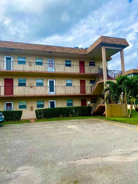 719 Lori Drive 307 Palm Springs FL 33461