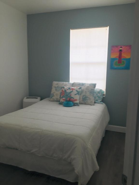 SANDPIPER COVE AT BOTANICA CONDO - Residential Lease