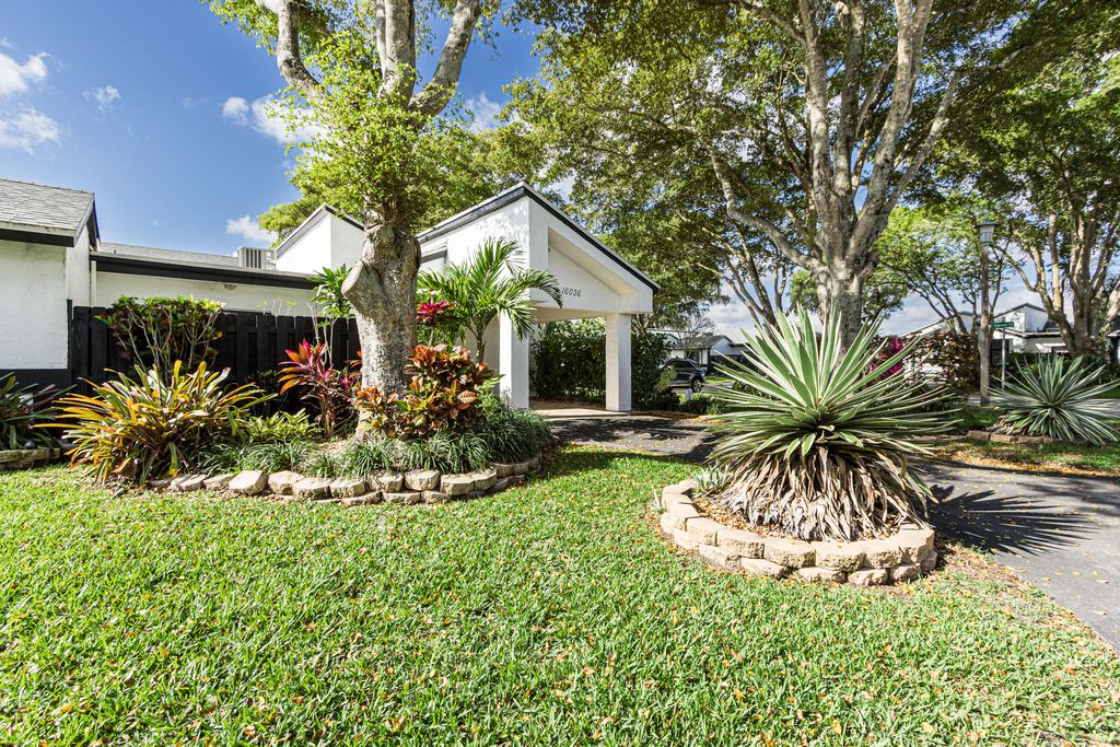 Photo of 16036 Fairway Lane #27, Weston, FL 33326 (MLS # B26000942)