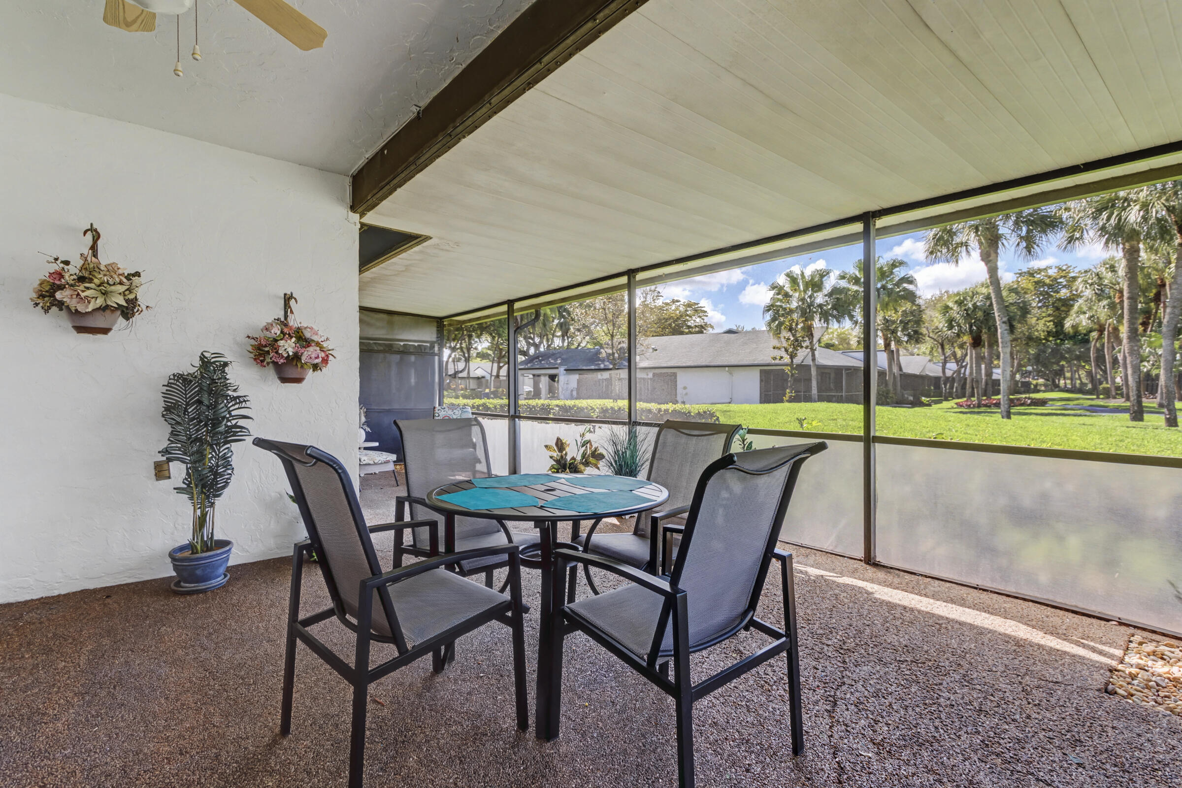 VILLAS AT BONAVENTURE IN TR 37 S - Residential