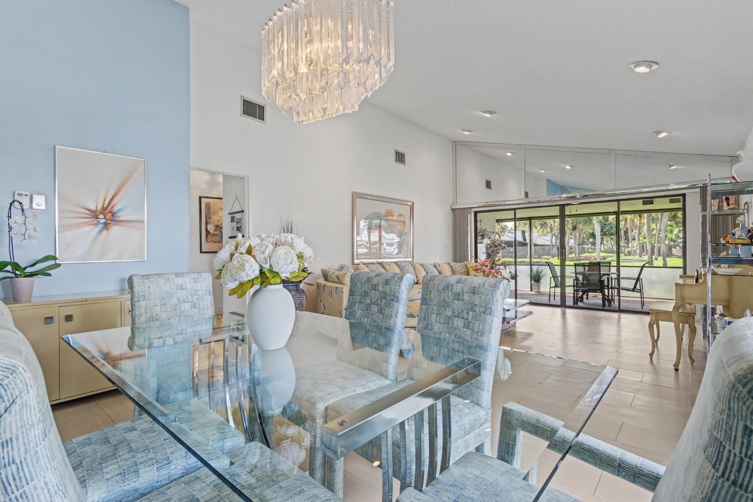 VILLAS AT BONAVENTURE IN TR 37 S - Residential