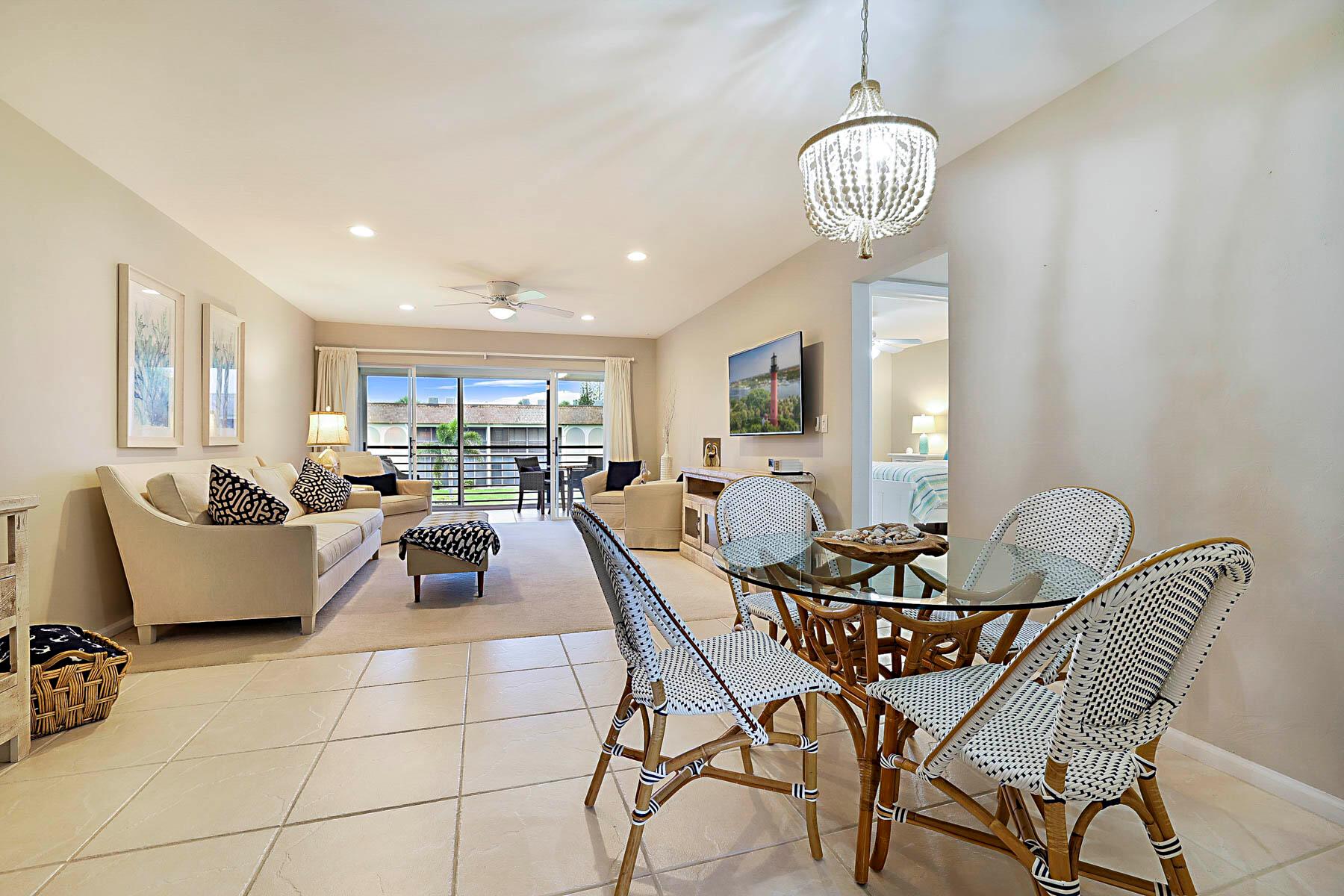 Jupiter, Florida 33477, United States, 2 Bedrooms Bedrooms, ,2 BathroomsBathrooms,Residential,Active,209538