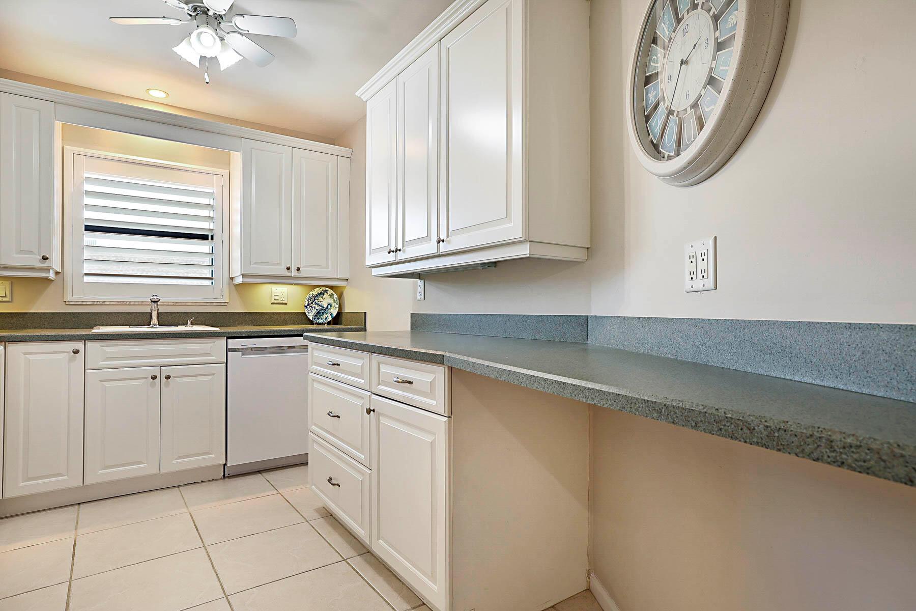 Jupiter, Florida 33477, United States, 2 Bedrooms Bedrooms, ,2 BathroomsBathrooms,Residential,Active,209538