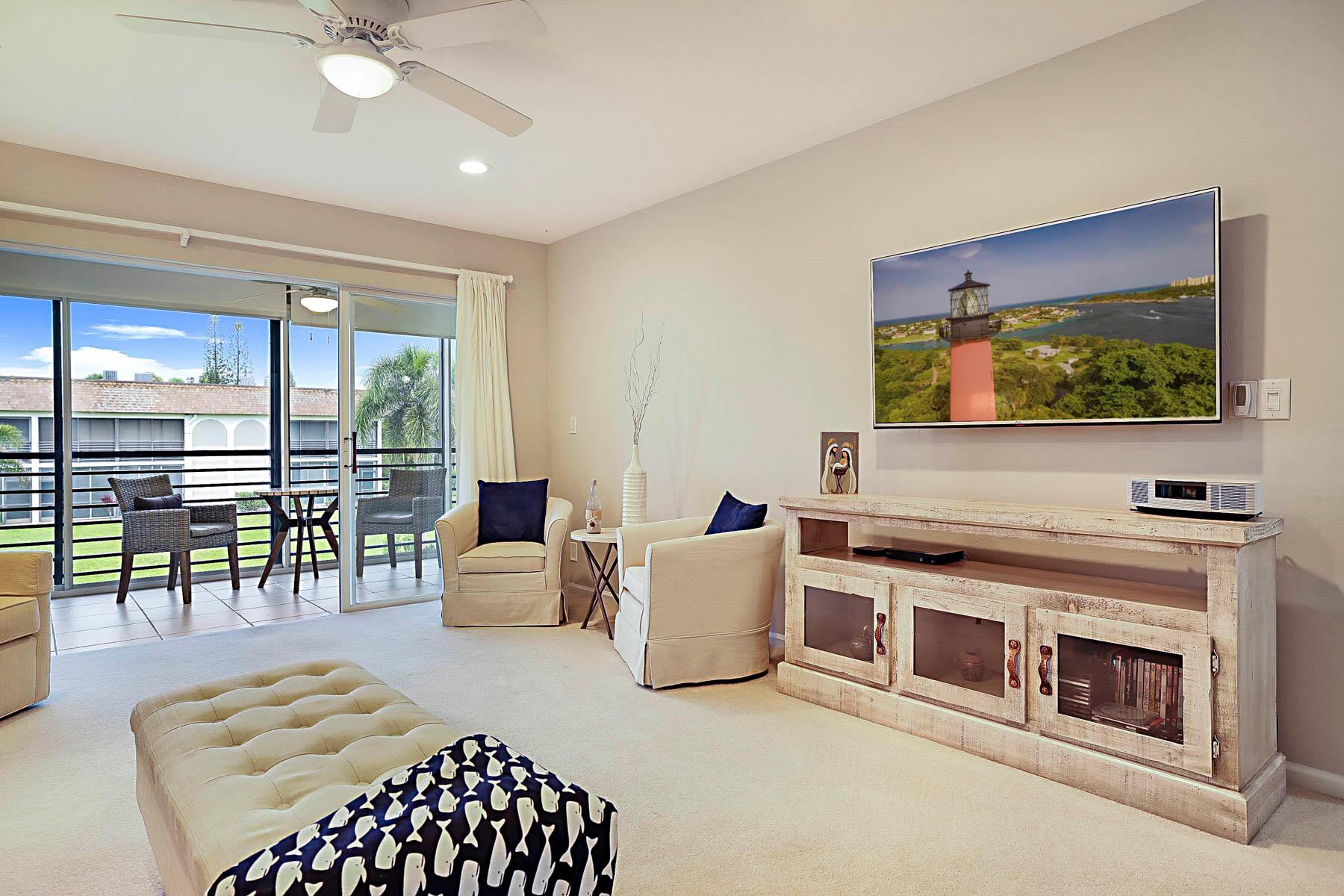 Jupiter, Florida 33477, United States, 2 Bedrooms Bedrooms, ,2 BathroomsBathrooms,Residential,Active,209538