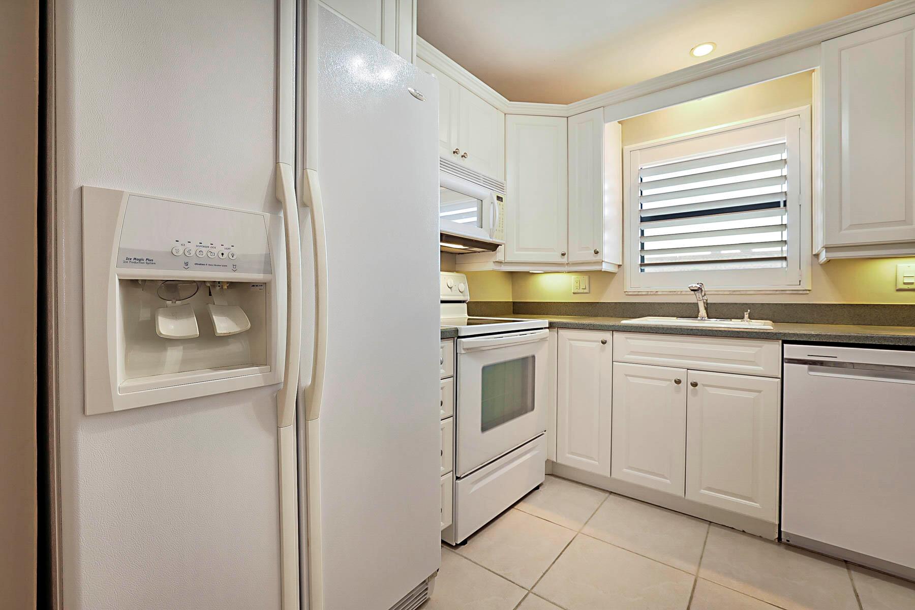 Jupiter, Florida 33477, United States, 2 Bedrooms Bedrooms, ,2 BathroomsBathrooms,Residential,Active,209538