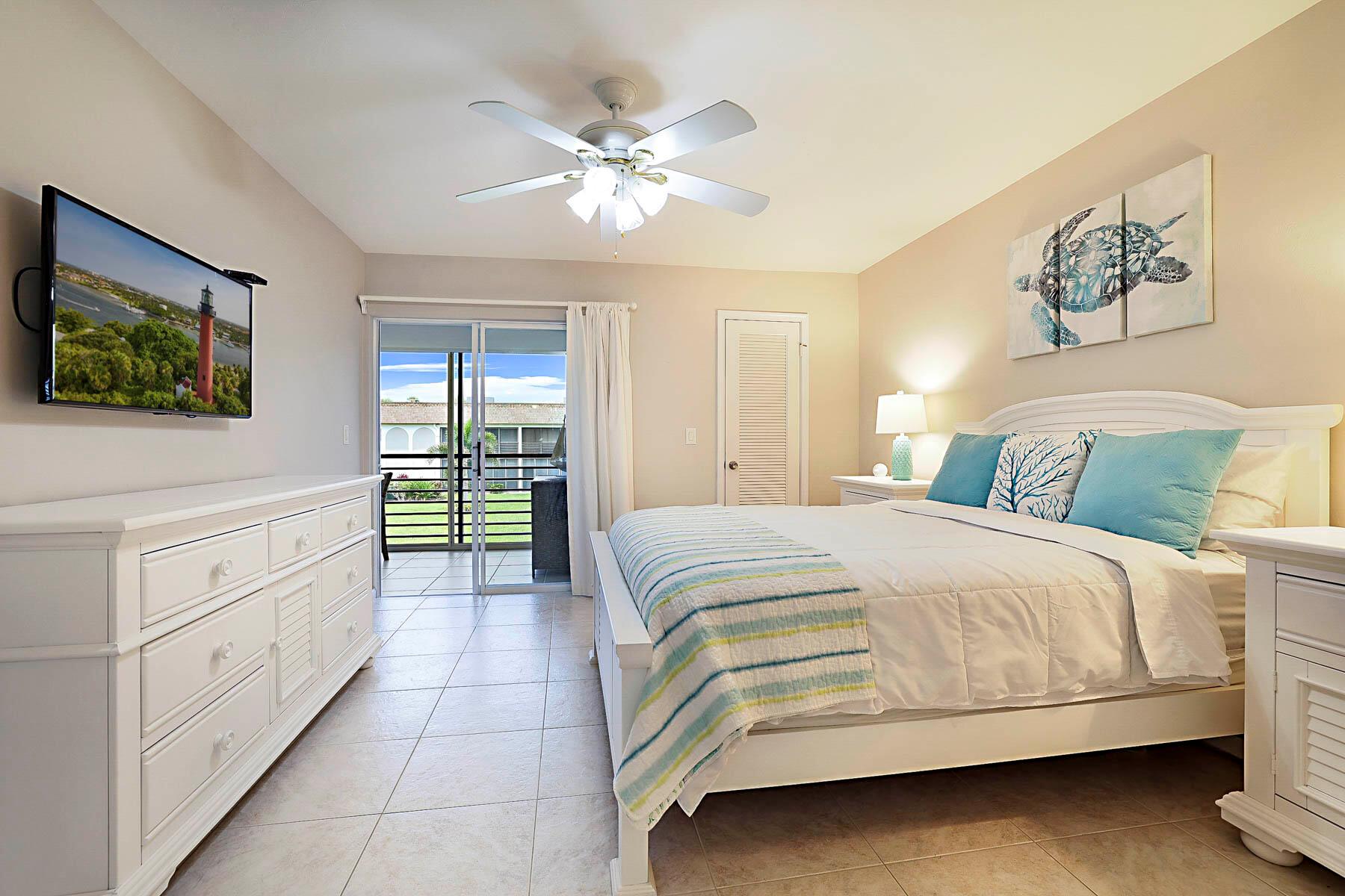 Jupiter, Florida 33477, United States, 2 Bedrooms Bedrooms, ,2 BathroomsBathrooms,Residential,Active,209538