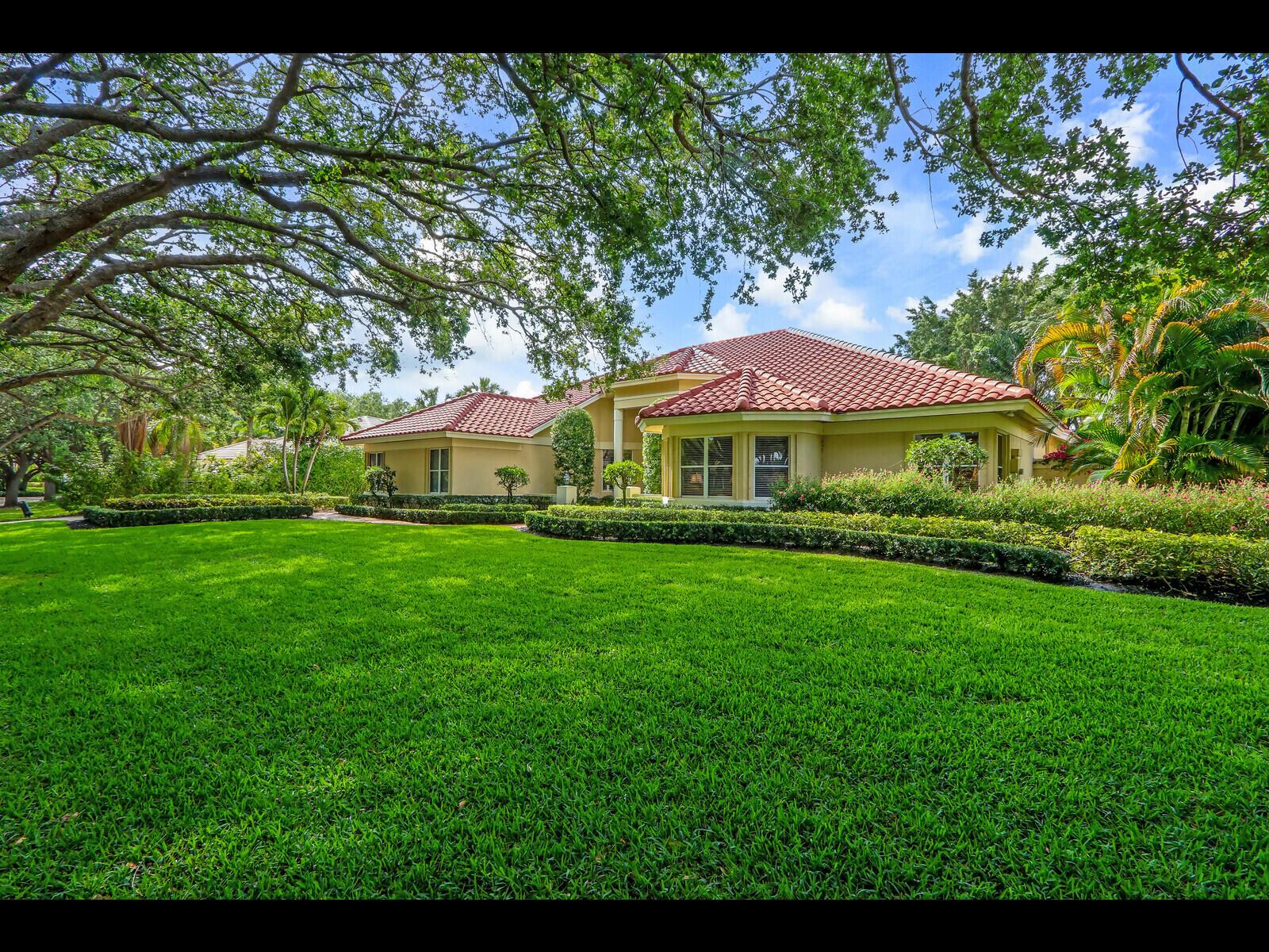 18517 SE Heritage Drive
