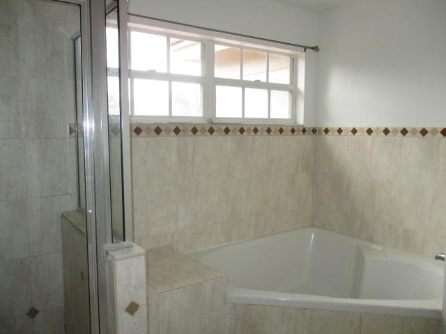 BOCA CHASE - Residential