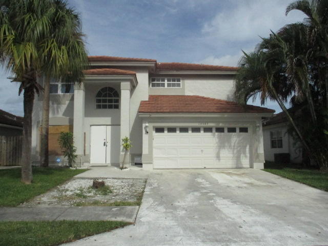 BOCA CHASE - Residential