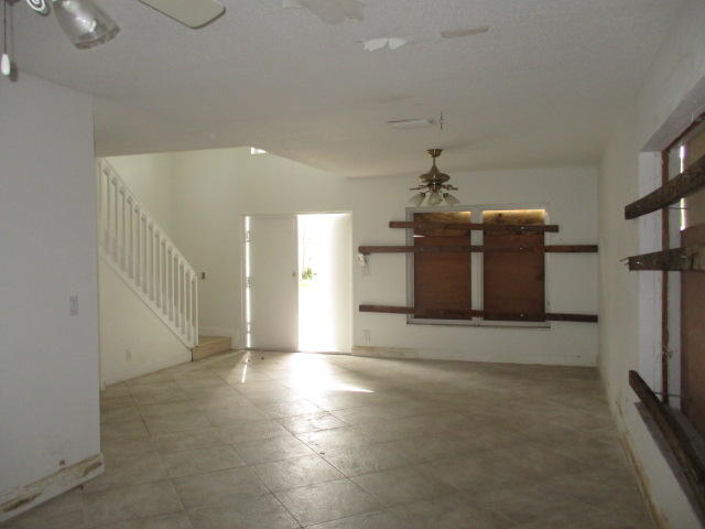 BOCA CHASE - Residential