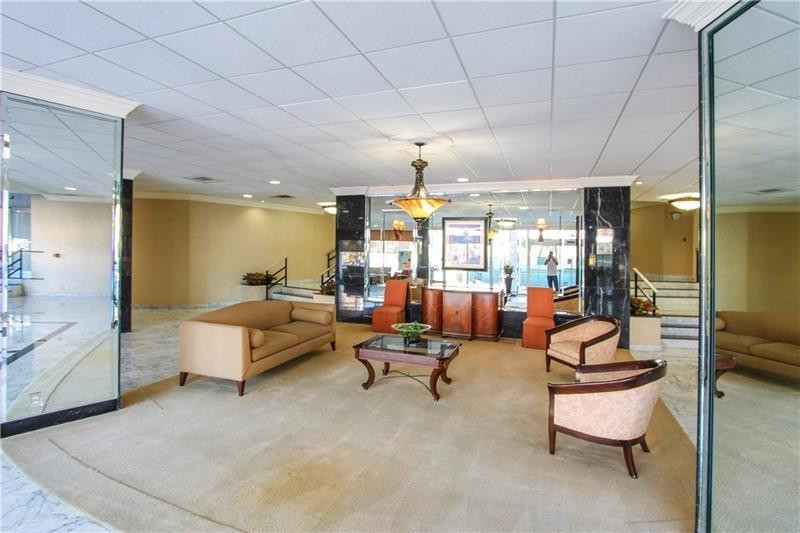 The Commodore Condo - Residential Lease