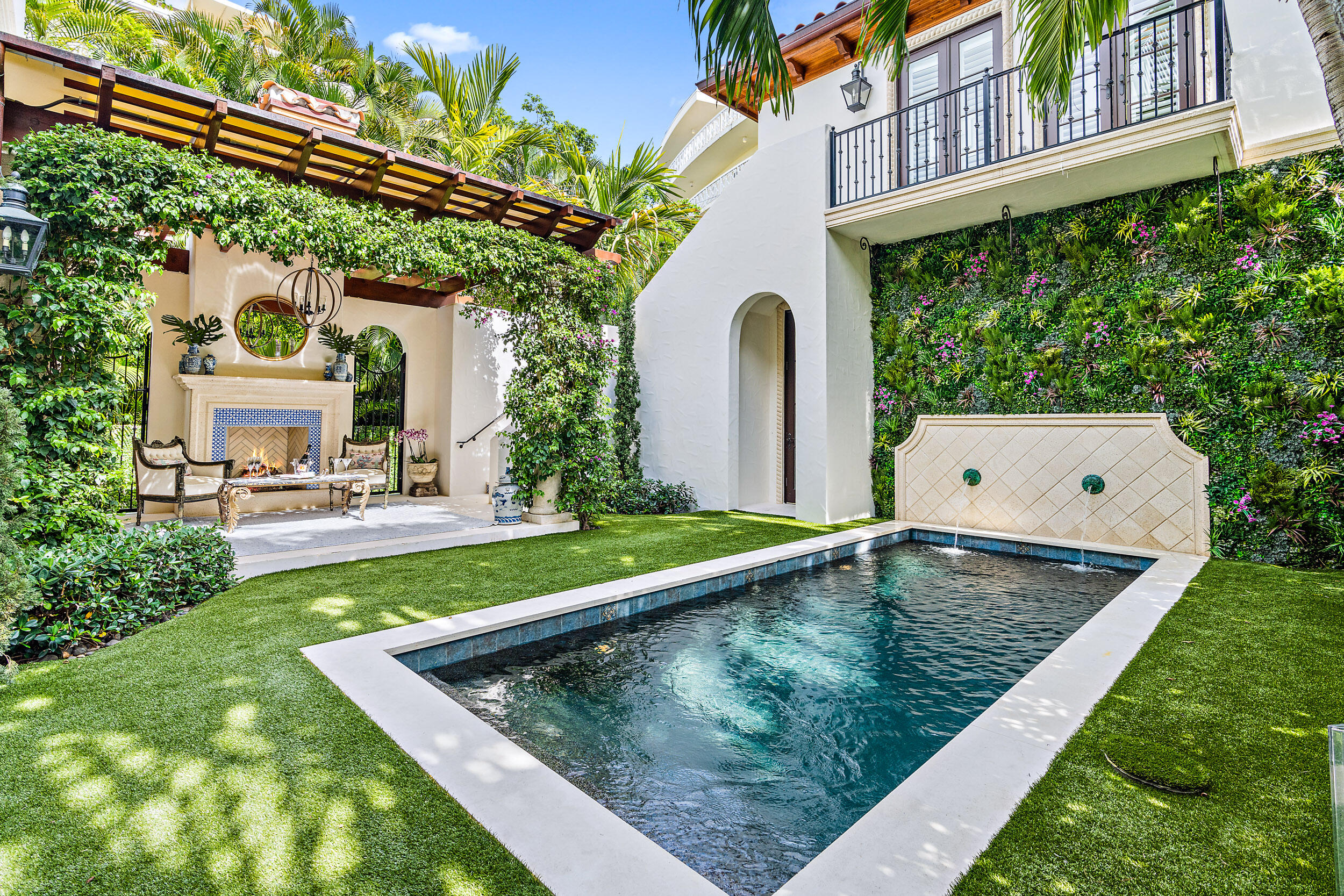 ROYAL PARK - Residential