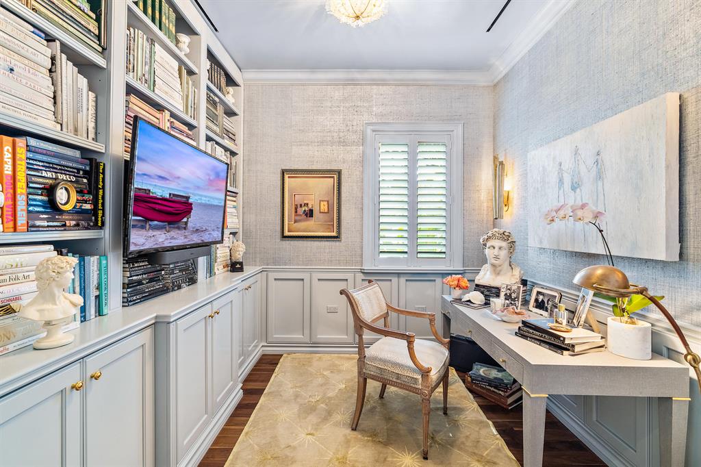 ROYAL PARK - Residential