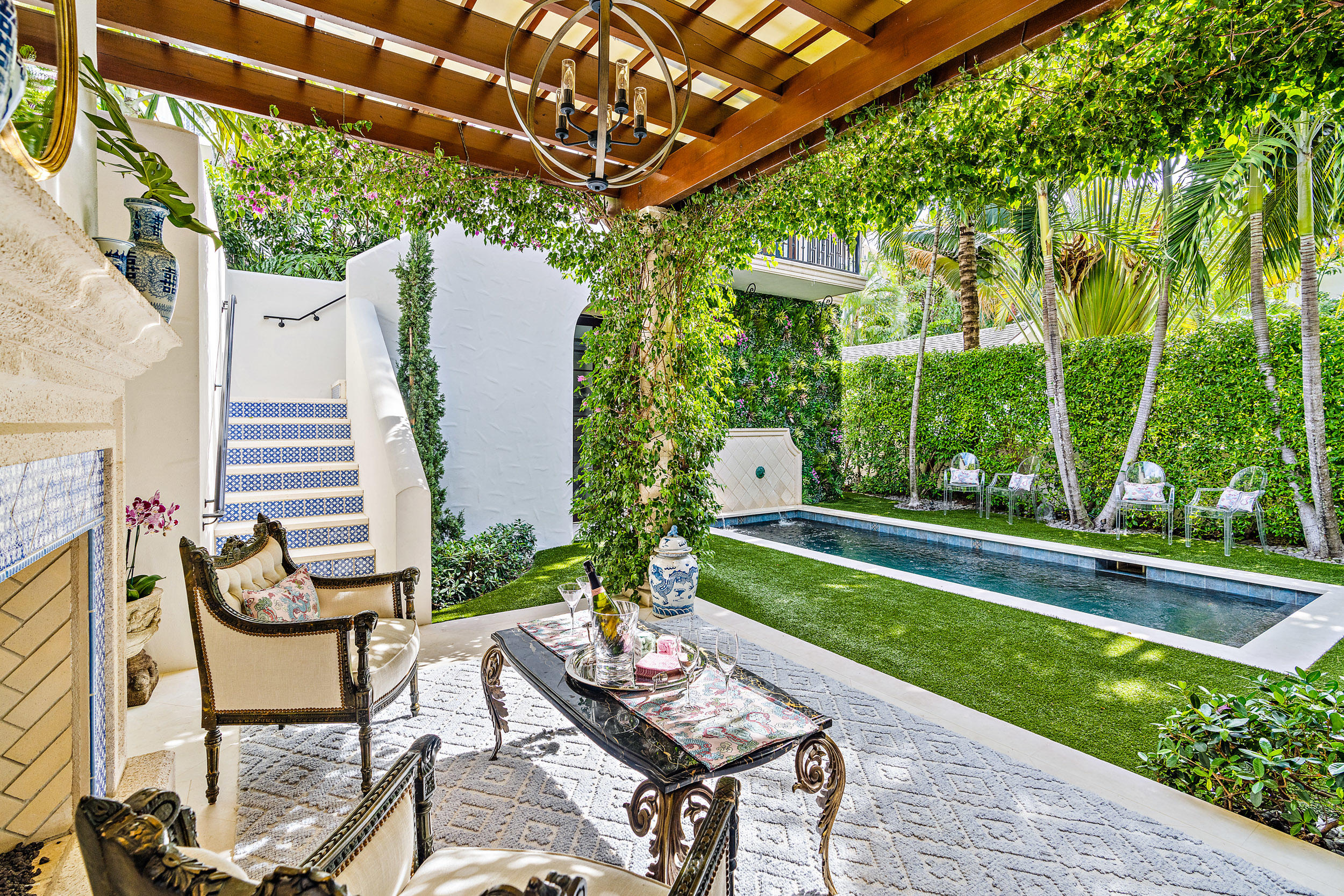 ROYAL PARK - Residential