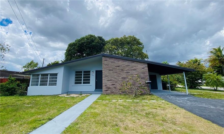 Just Reduced for QUICK SALE. Amazing turn key home In Riverland Village, 3Bed 2 Baths fully remodeled.New Vanities, Toilets, New Modern Kitchen Cabinets and beautifull quartz countertops.  Stainless steel appliances. Freshly painted inside and outside. New Central AC, and Water heater. New Tile floors and Waterproof on bedrooms to enjoy. Large Florida room and a lot of natural light. Hurricane shutters in all Windows. Corner house conveniently located near 595 an,441 and I95. Ready to close and be occupied. Look no further, call for showing. Lets Make it your new Home.