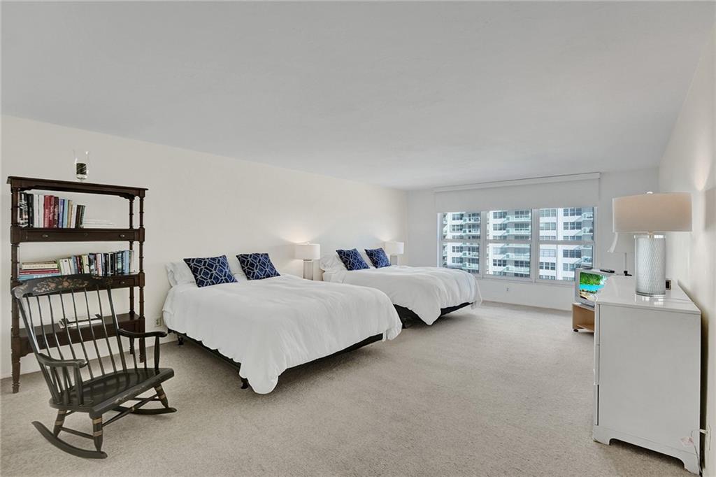 REGENCY TOWER CONDO - Residential